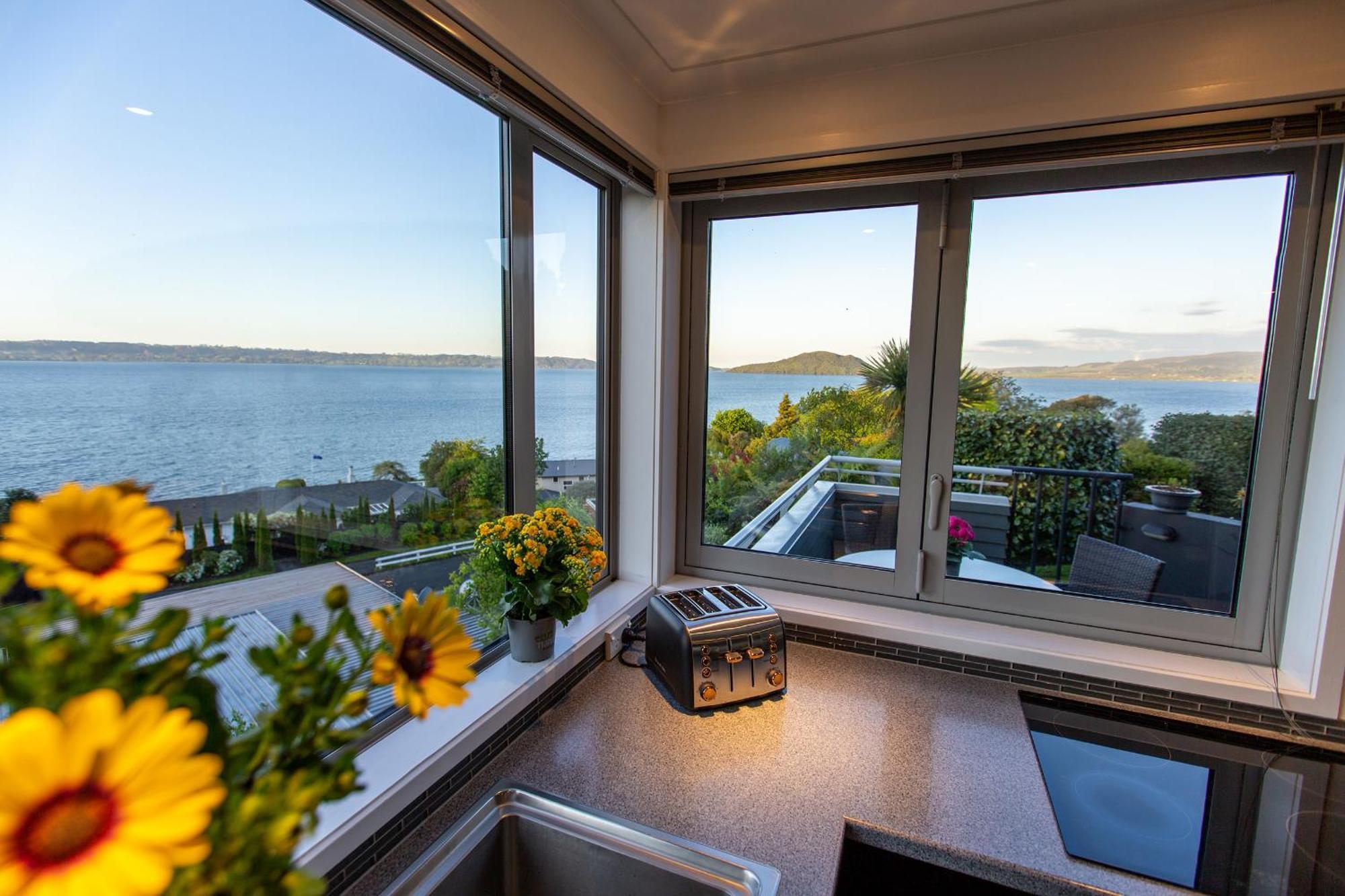 Rotorua Serenity Lakeview Retreat Esterno foto